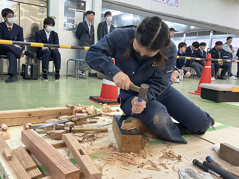 最優秀賞に輝いた沖縄工業高校の喜友名司時さん（写真提供）